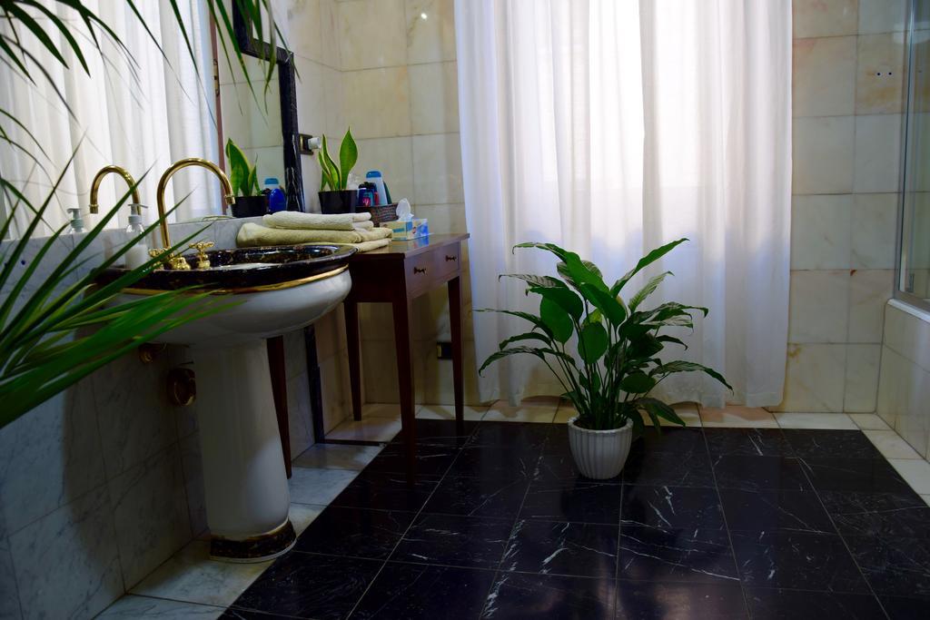 Ball Apartments Loc 04163 Verona Pokoj fotografie