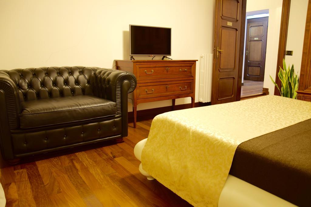 Ball Apartments Loc 04163 Verona Pokoj fotografie