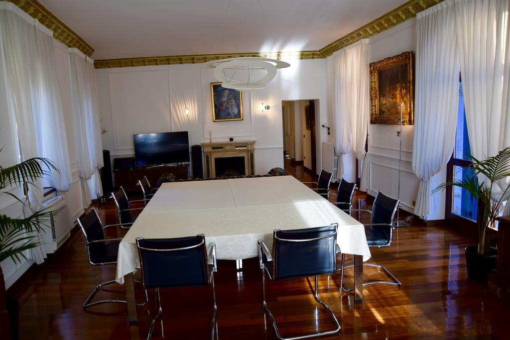 Ball Apartments Loc 04163 Verona Pokoj fotografie
