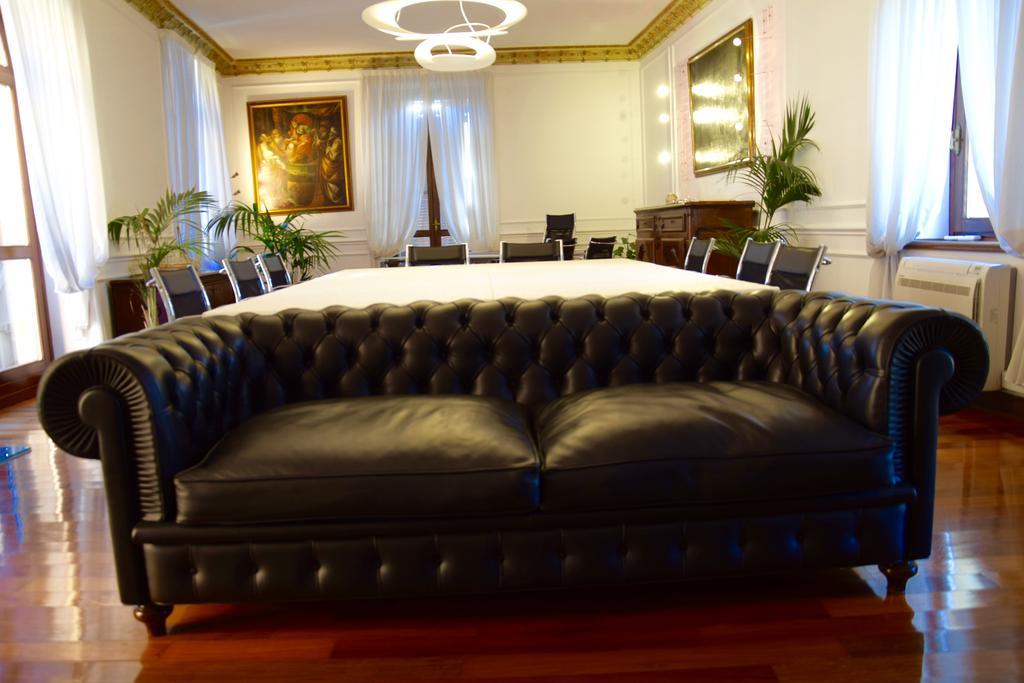 Ball Apartments Loc 04163 Verona Pokoj fotografie