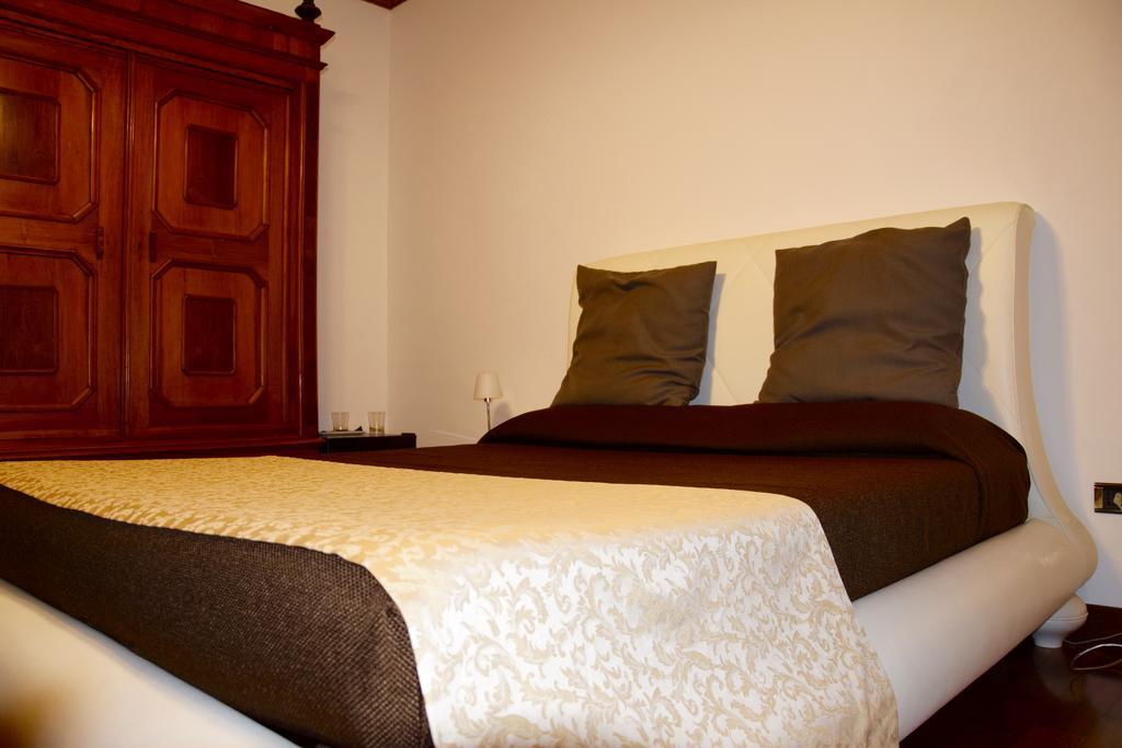 Ball Apartments Loc 04163 Verona Pokoj fotografie