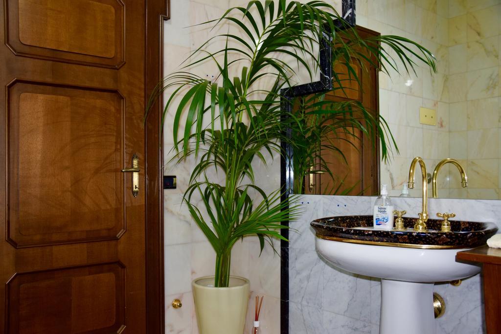Ball Apartments Loc 04163 Verona Pokoj fotografie