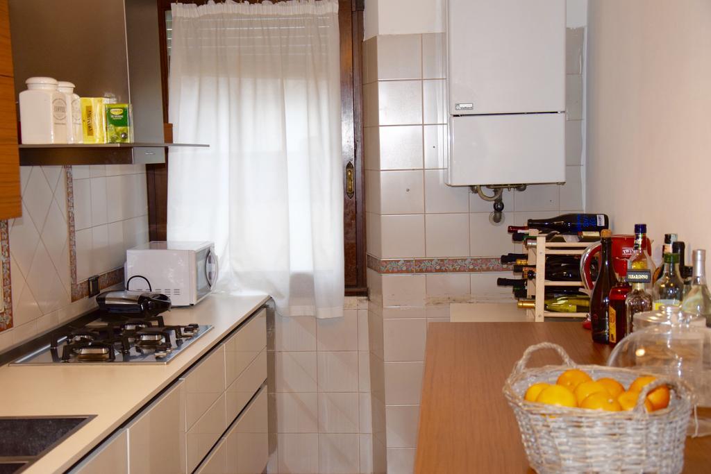Ball Apartments Loc 04163 Verona Pokoj fotografie